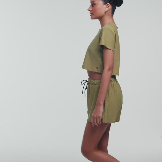 T-Shirt Cropped Pistache - SOWD — vídeo